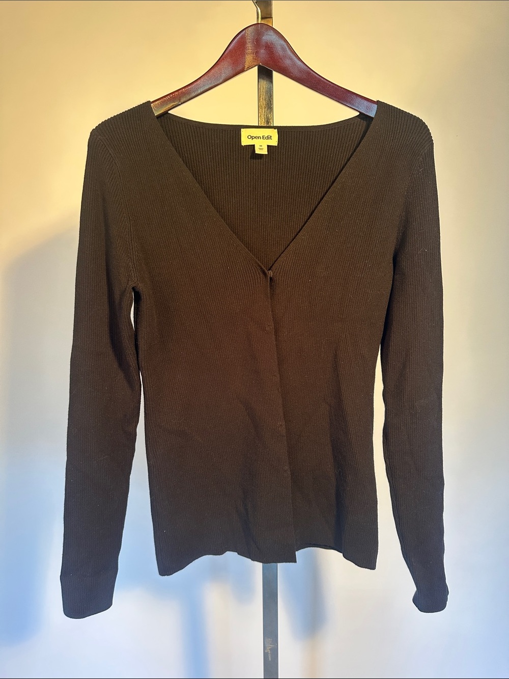 Open Edit Ribbed V-Neck Cardigan in black Medium
